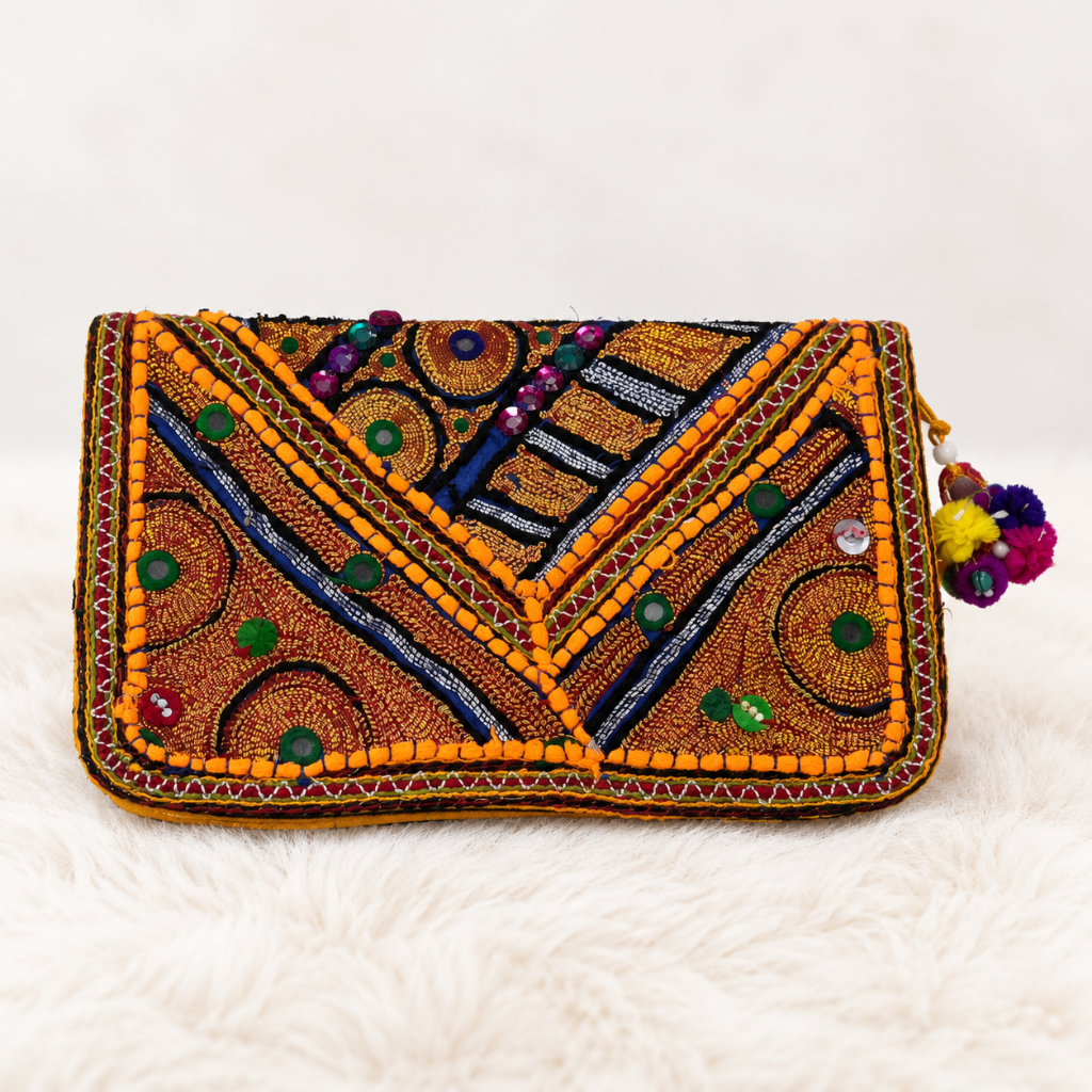 Embellished Zari Purse for Caual, Party