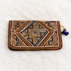 Embellished Zari Purse for Caual, Party